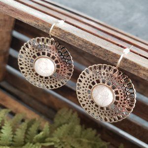 Avon Avanti Earrings and Bracelet Set